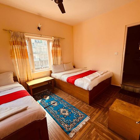 פוקהרה Hotel Global Inn מראה חיצוני תמונה